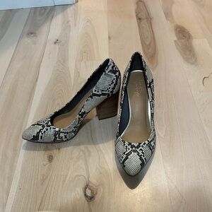 Snakeskin Pattern Women's Pumps